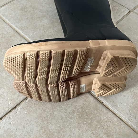 Hunter Matte Rain Boots - Picture 4 of 5